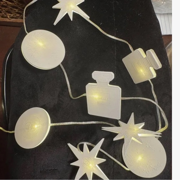 Chanel White Decorative String Lights - Picture 2 of 2